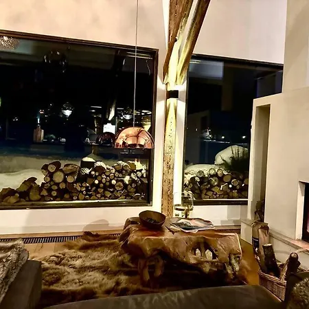 Exklusive Alpen Lounge באיירישצל